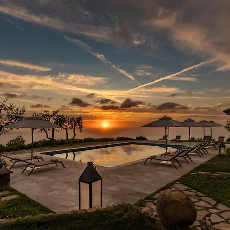Casale La Torre Luxury Villa *